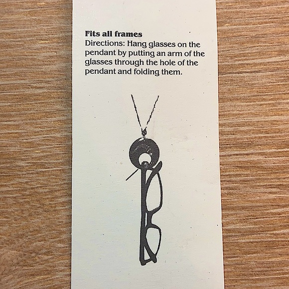 Reading Glasses Holders Necklace Leather & Resin Necklaces Lot of 3 Unisex. - Picture 4 of 4